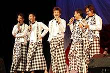 Eternal Rose group performed as comedians in Singapore